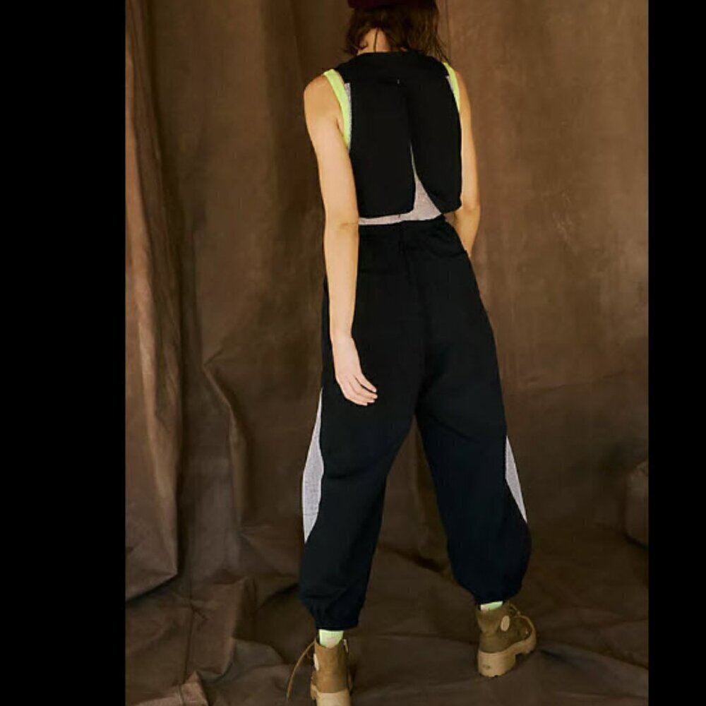 NWT FP Movement Inhale Onesie Black Water Resistant Jumpsuit - Picture 4 of 9